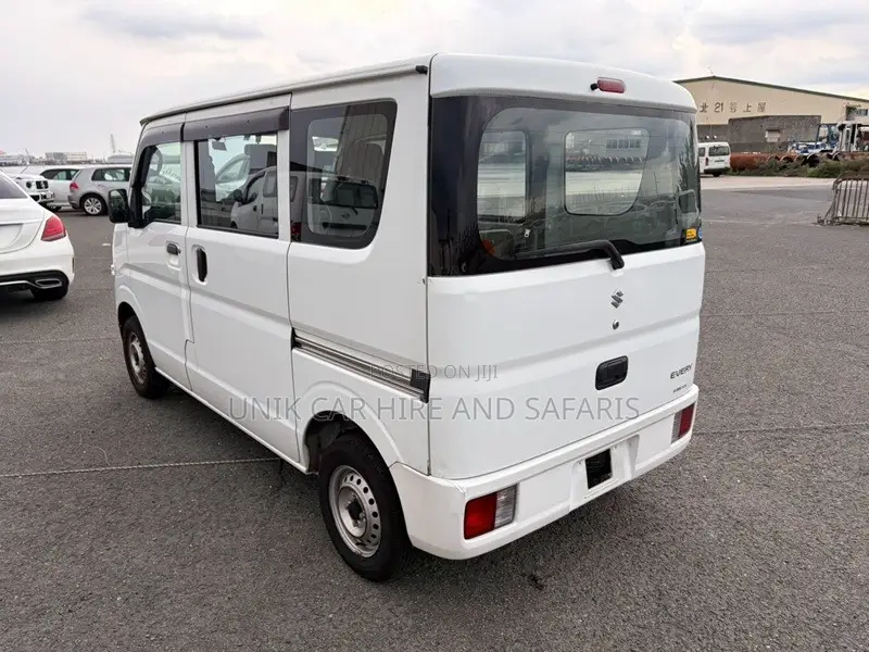 Suzuki Every Wagon 2020 White