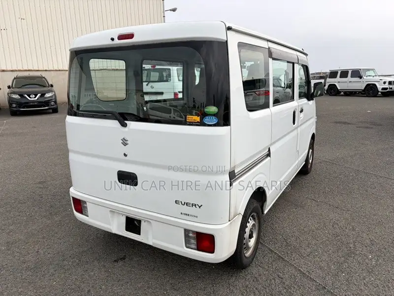 Suzuki Every Wagon 2020 White