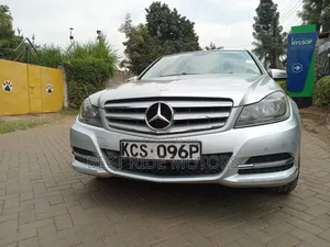 Mercedes-Benz C200 2011 Silver