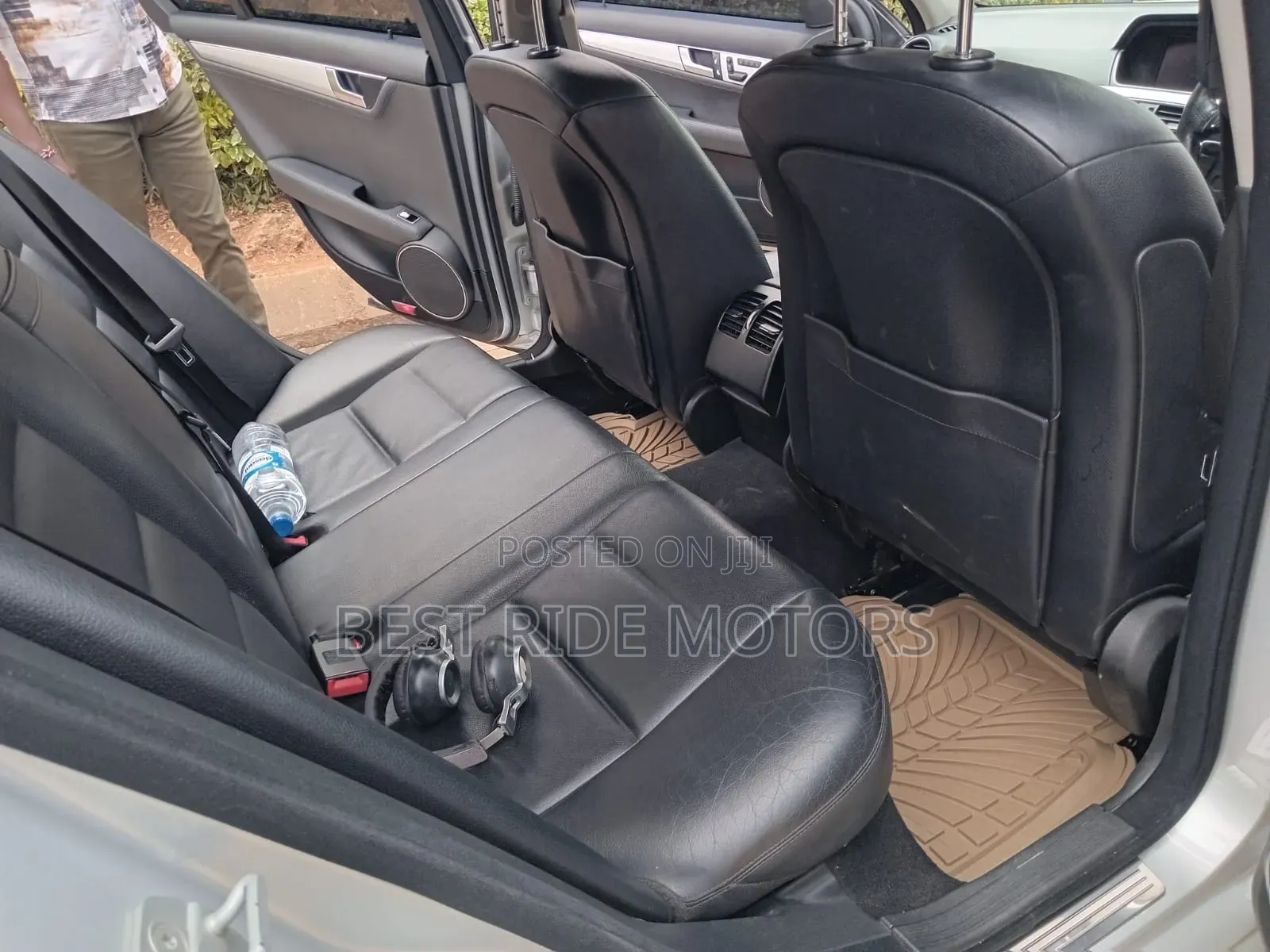 Mercedes-Benz C200 2011 Silver