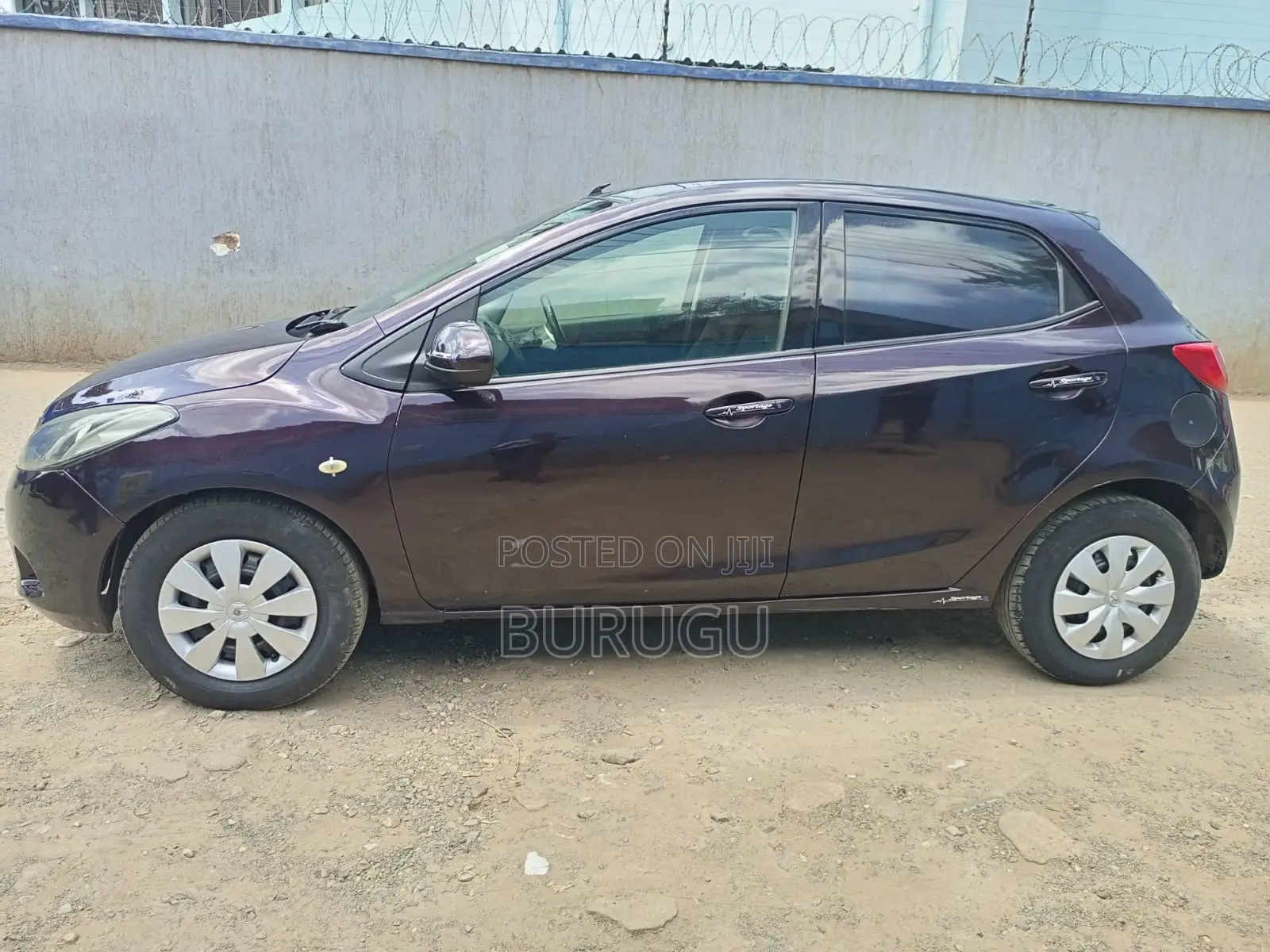 Nissan Note 2009 Maroon