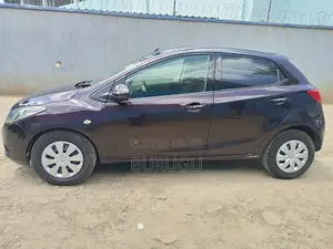 Nissan Note 2009 Maroon