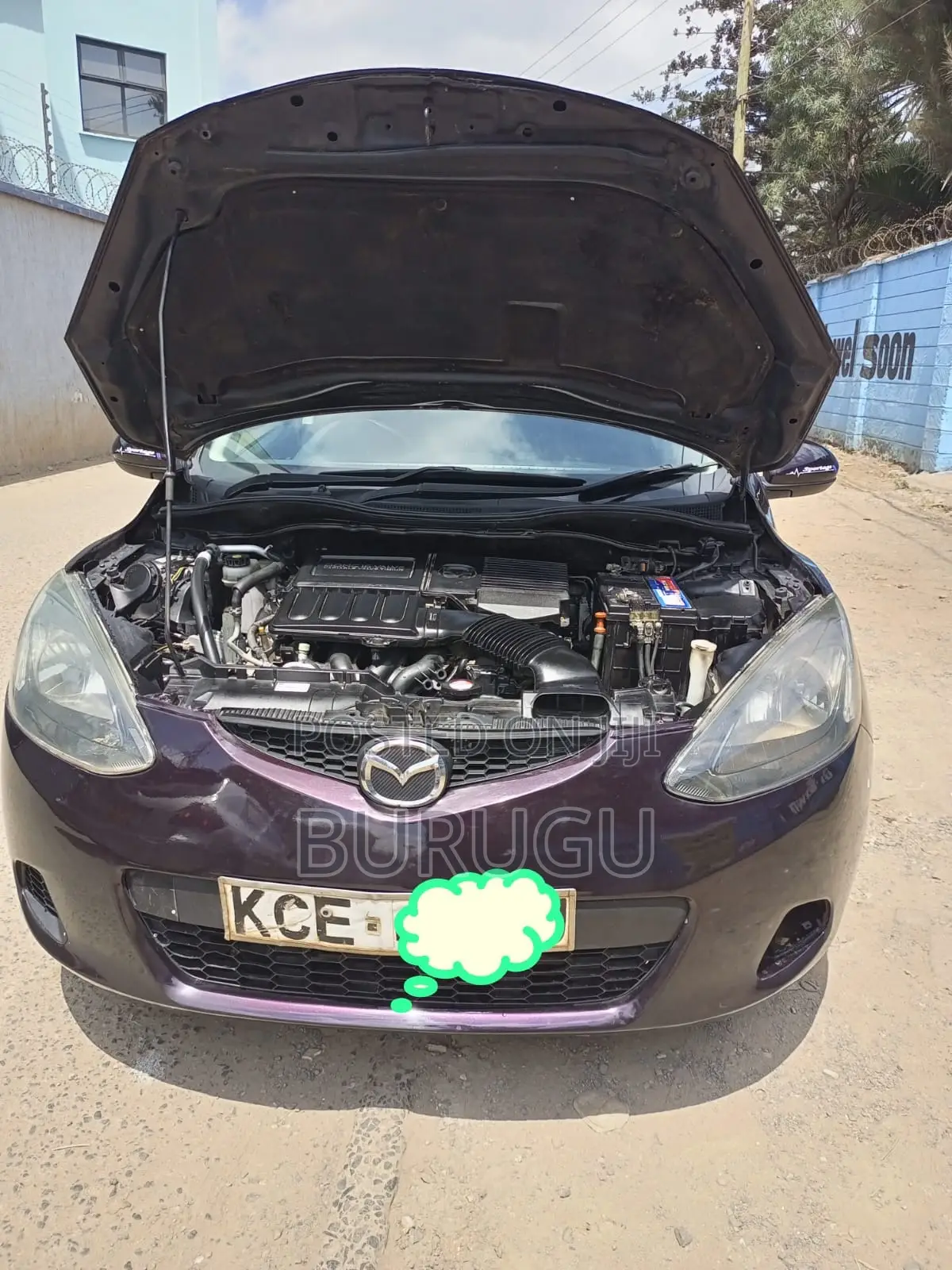 Nissan Note 2009 Maroon