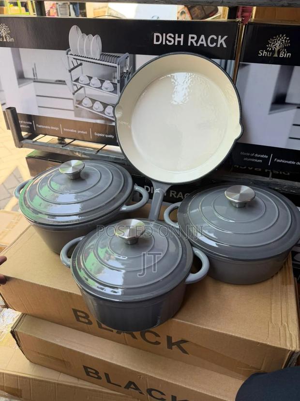 7pcs Enamel Cast Iron Cookware Set - main view
