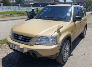 Honda CR-V 2005 Gold