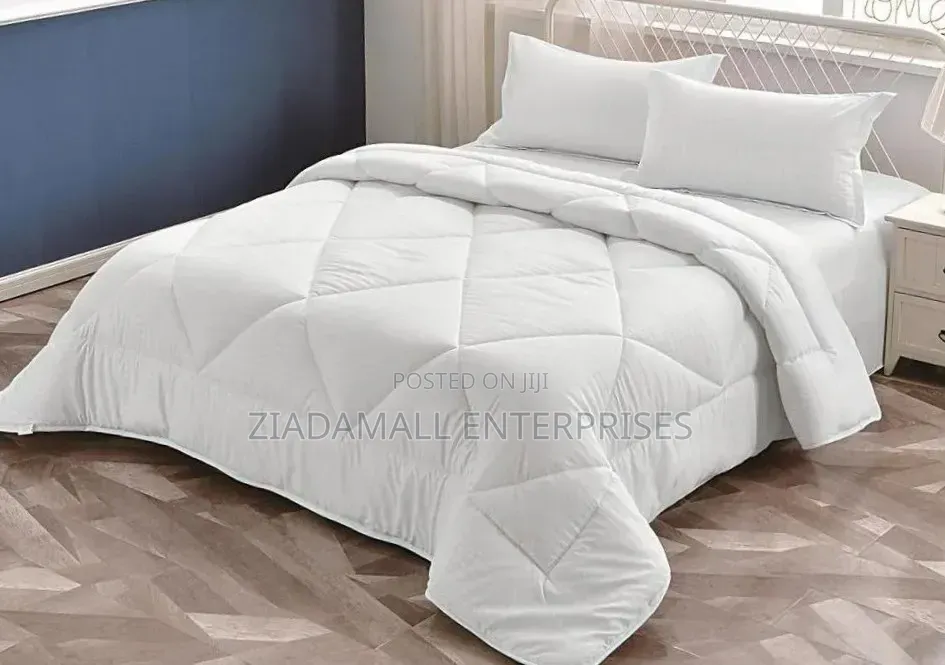 Binded Quality White Striped Duvet Set