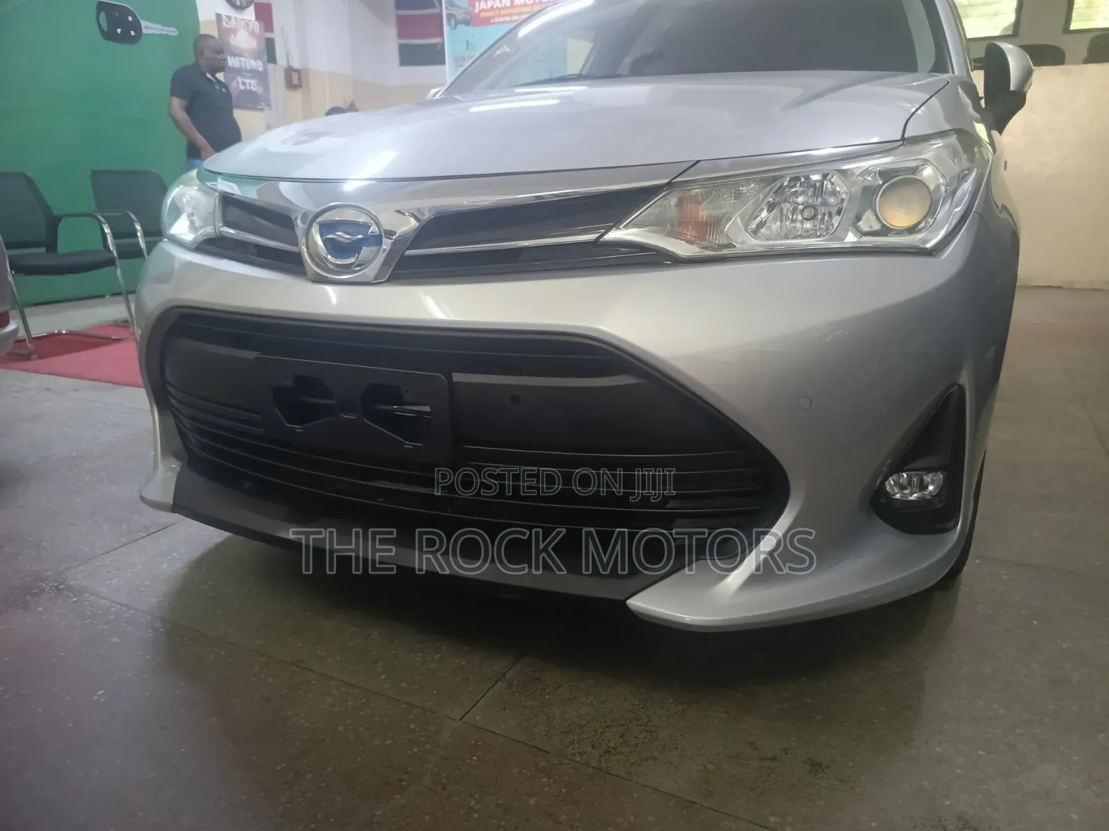 New Toyota Corolla Fielder 2019 Silver