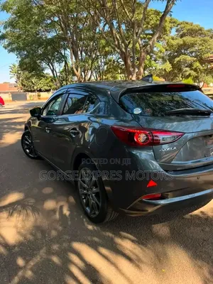 Mazda Axela 2018 Gray