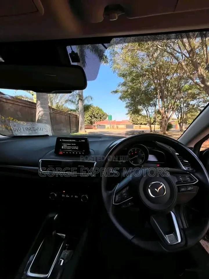 Mazda Axela 2018 Gray