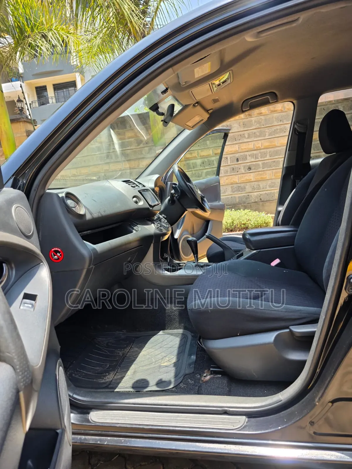 Toyota Vanguard 2010 Black