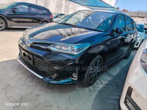 Toyota Corolla Fielder 2019 Blue