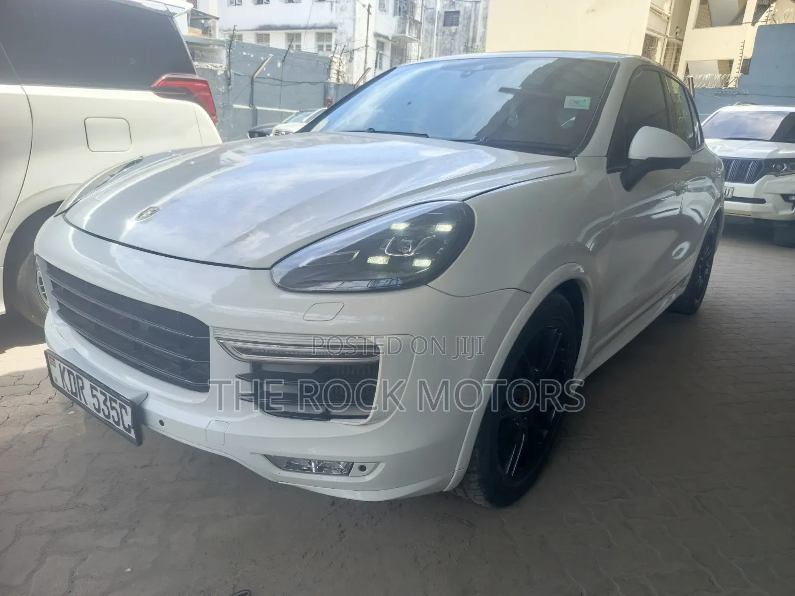 Porsche Cayenne 2017 White