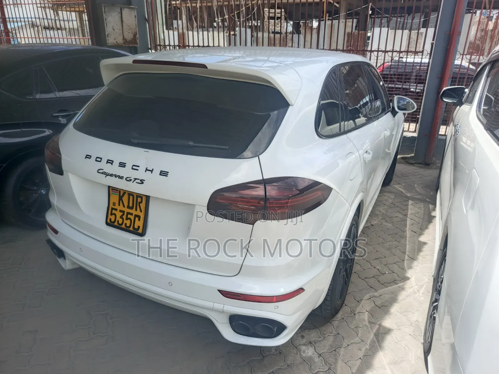 Porsche Cayenne 2017 White