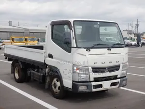 Selling Mitsubishi Canter 2014 to Be Registered to New Number Plate