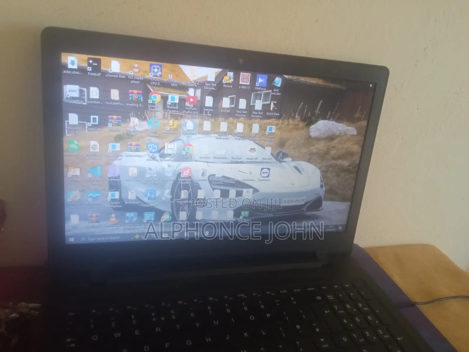 Laptop Lenovo IdeaPad 110 4GB Intel Core i5 SSD 256GB