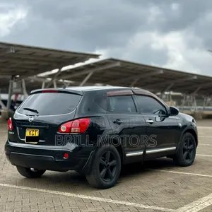 Nissan Dualis 2011 Black