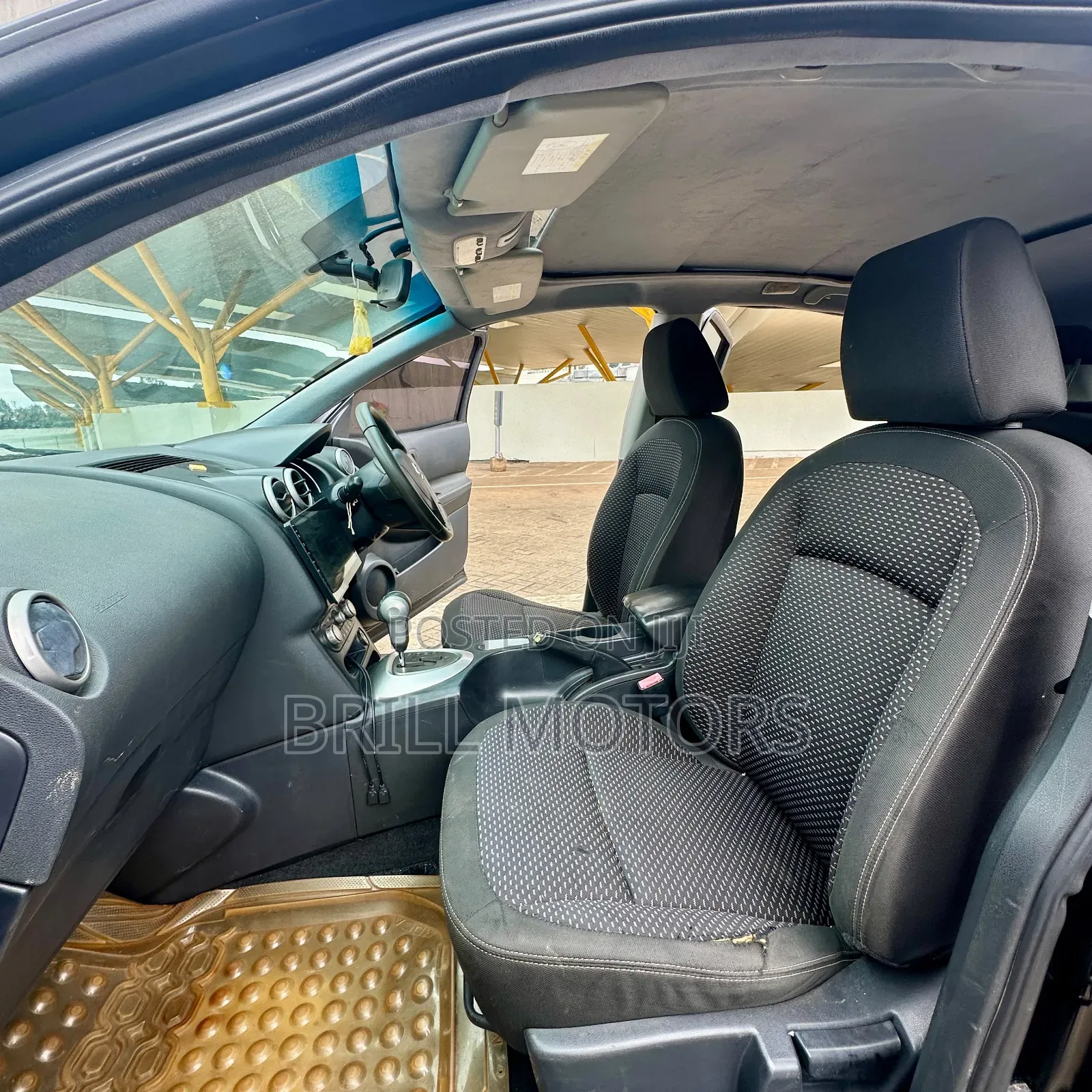 Nissan Dualis 2011 Black