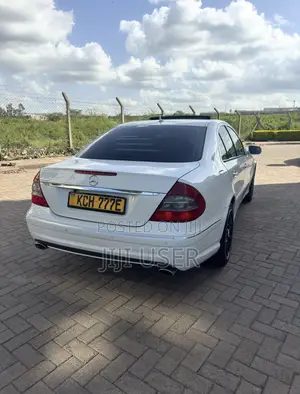 Mercedes-Benz E350 2009 White