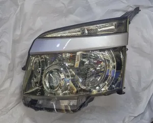 Toyota Voxy 2008 Headlights