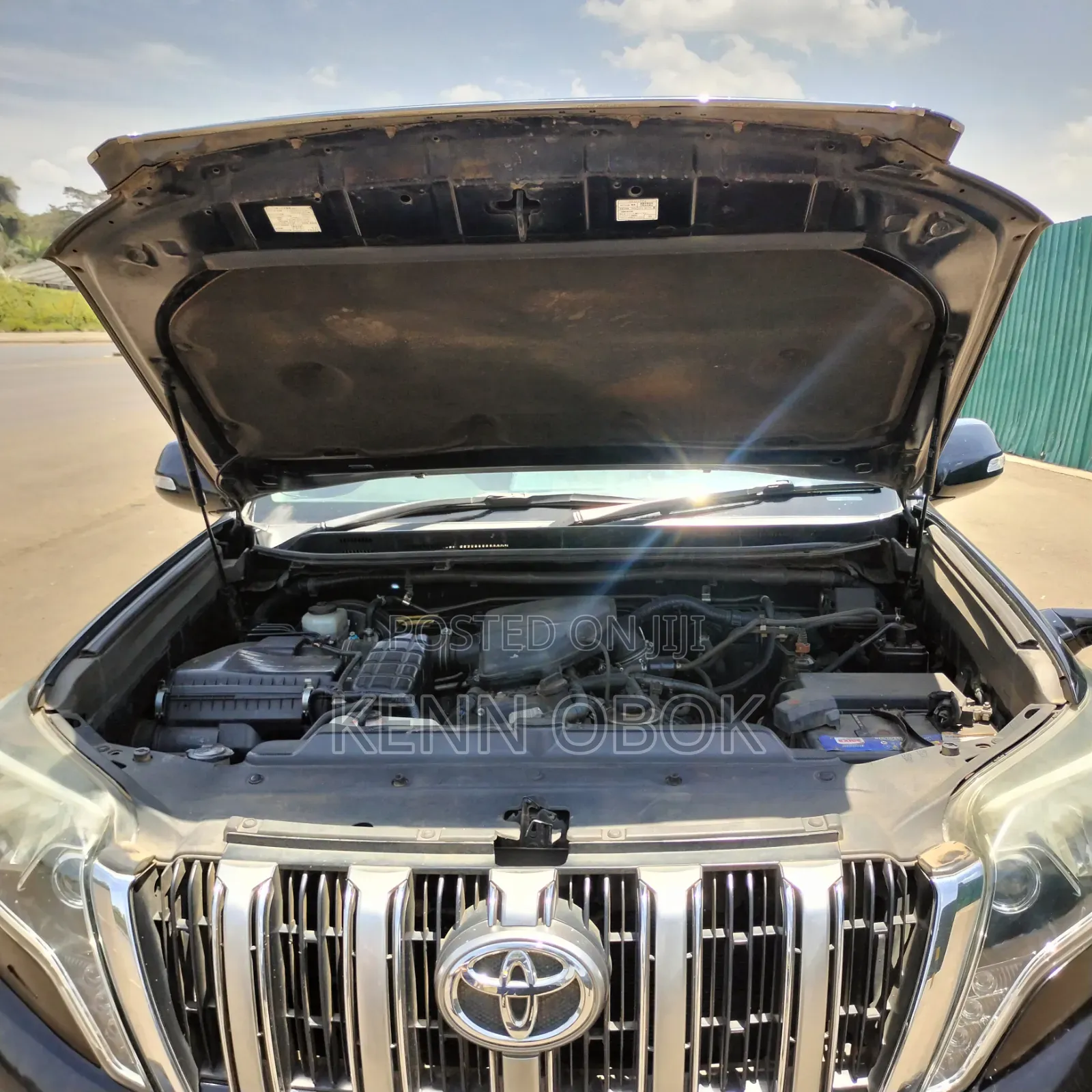 Toyota Land Cruiser Prado SV Premium 2015 Black