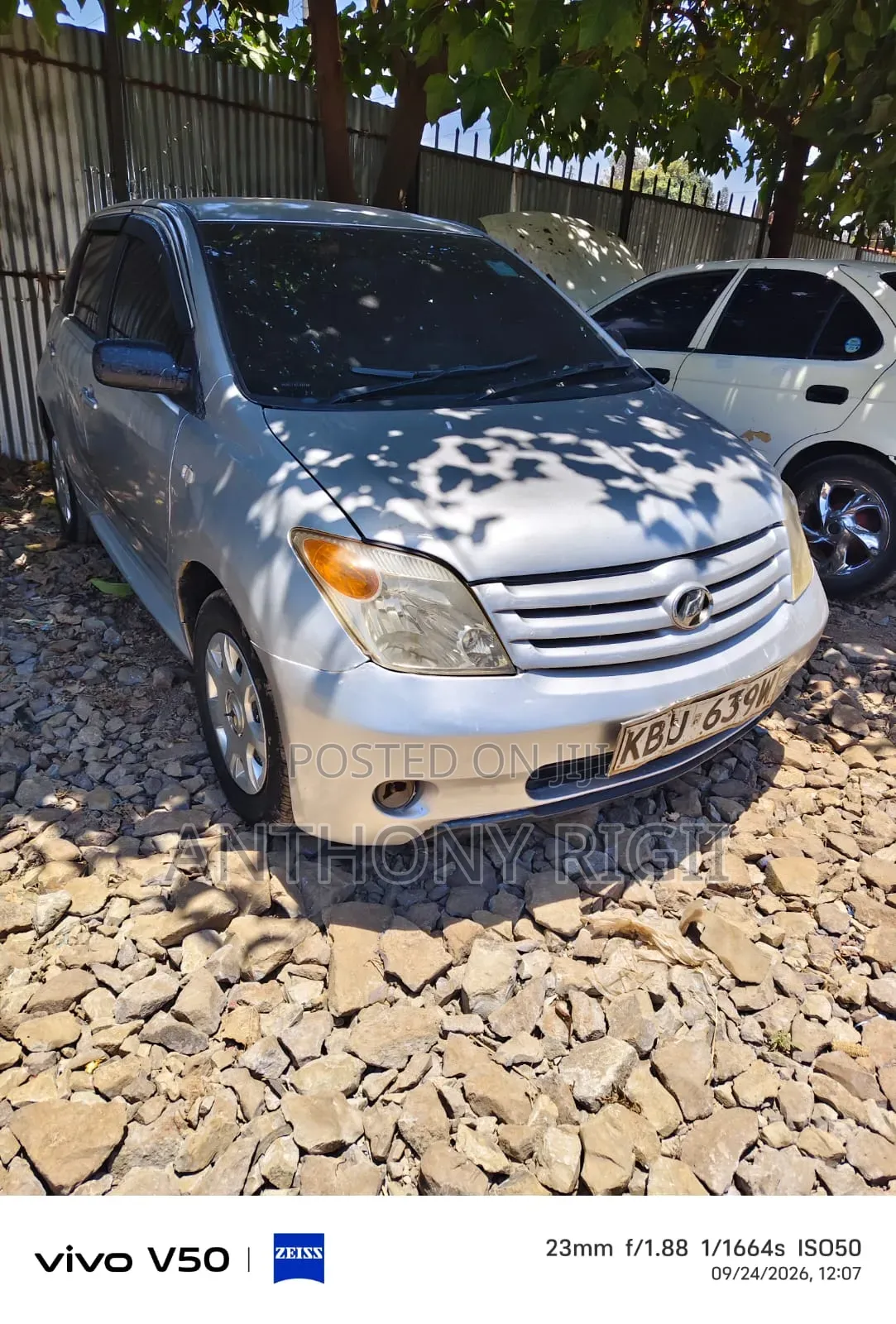 Toyota Vitz 1.5 FWD 5dr 2005 Silver