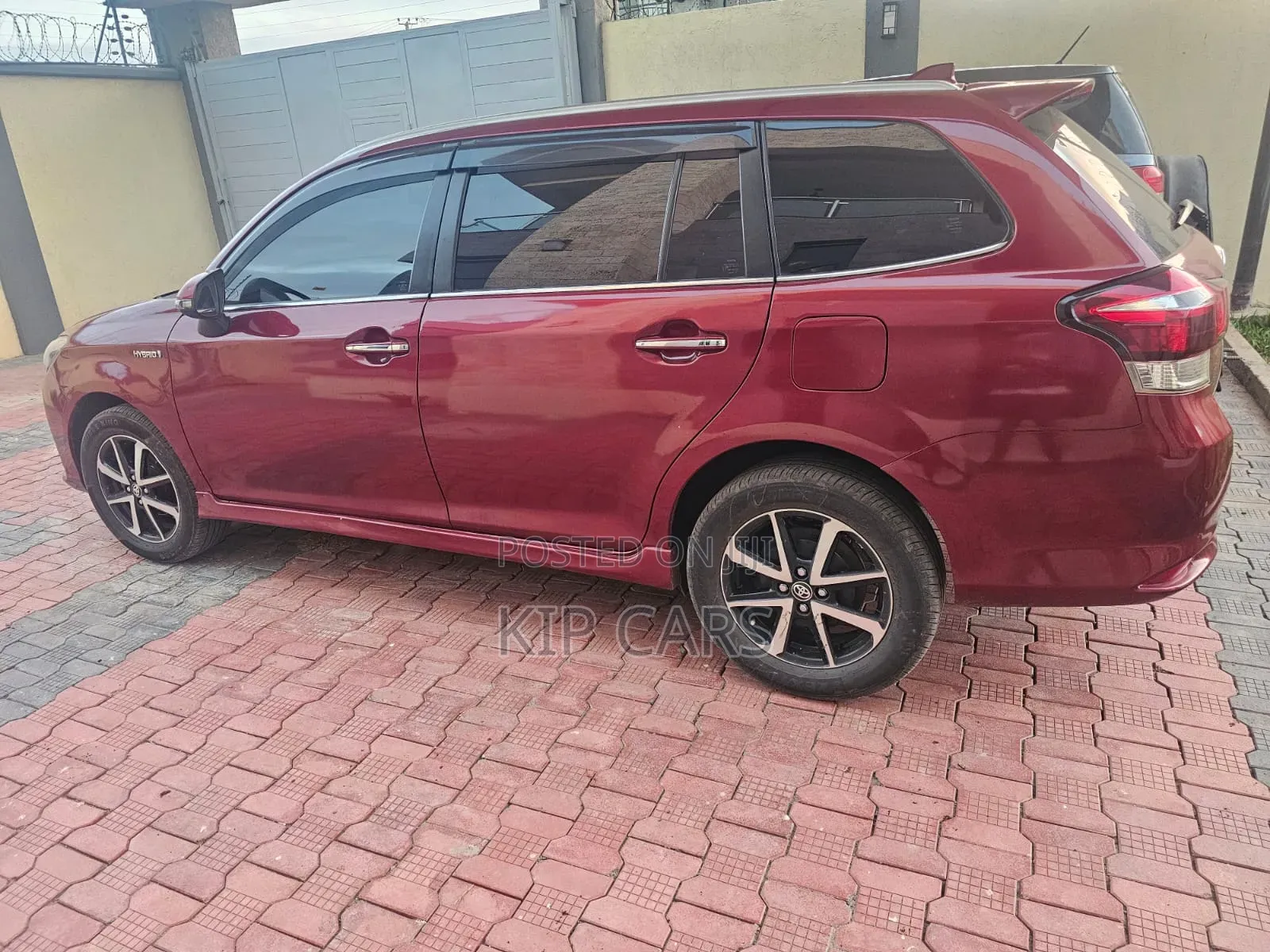 Toyota Corolla Fielder 2019 Burgundy