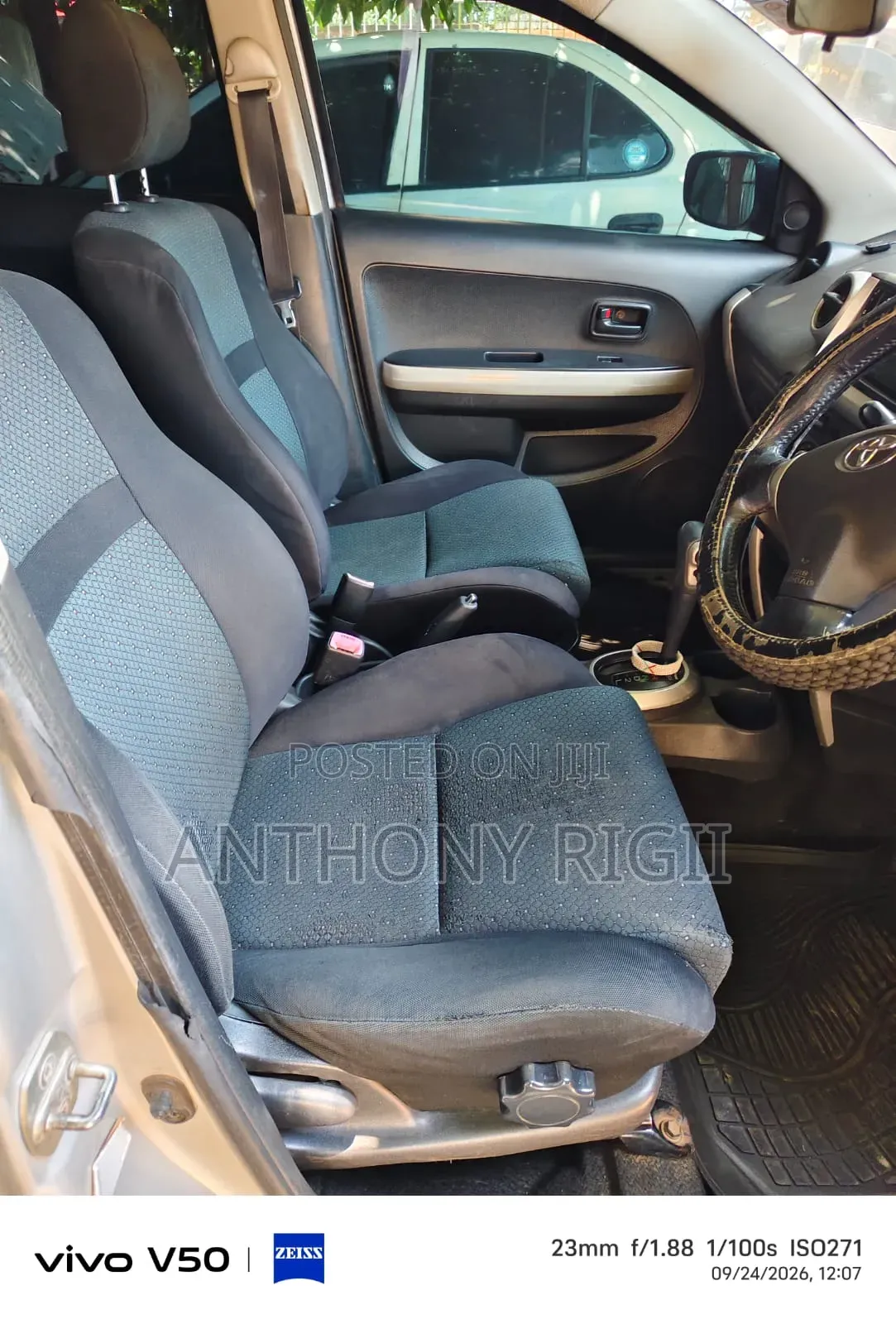 Toyota Vitz 1.5 FWD 5dr 2005 Silver