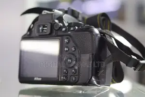 Nikon D3500 With 18-55Mm Ex UK
