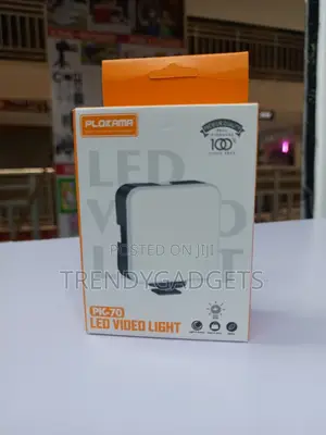 PLOKAMA PK-70 Portable LED Light for Smartphone Camera DSLR