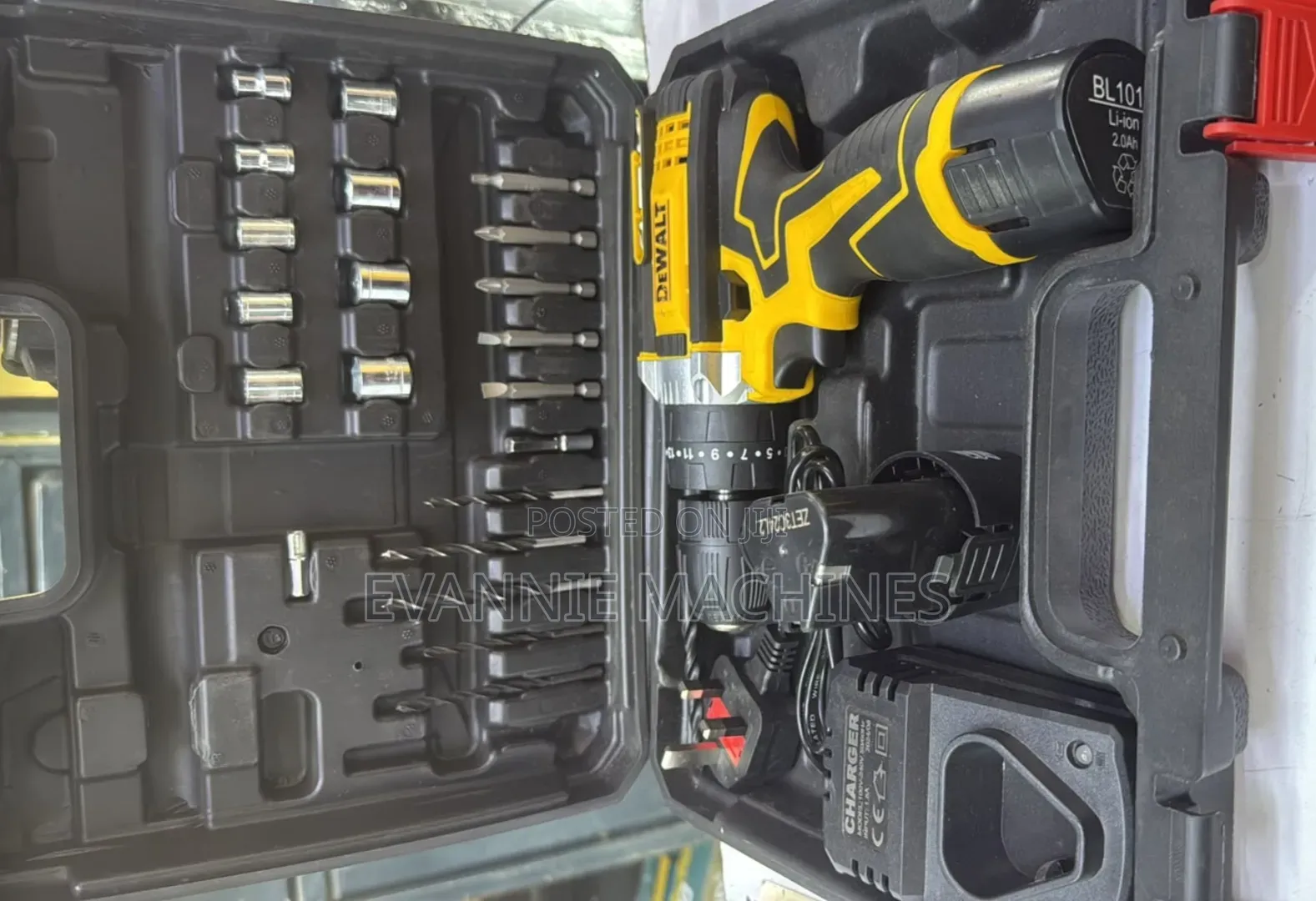 Dewalt Cordless Drill Set