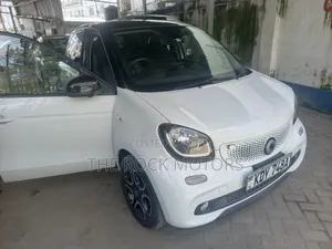 Smart ForFour 2019 White