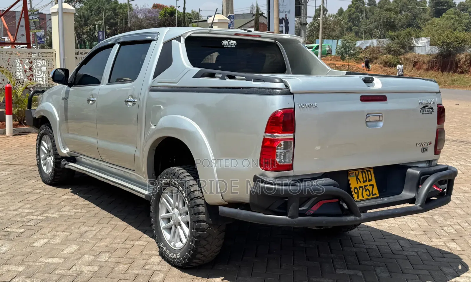 Toyota Hilux 2015 Silver