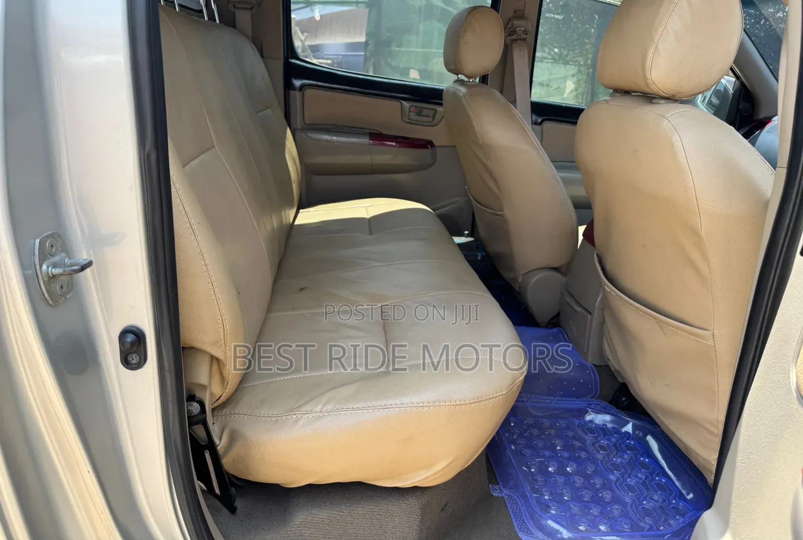 Toyota Hilux 2015 Silver