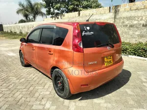 Nissan Note 2008 Orange