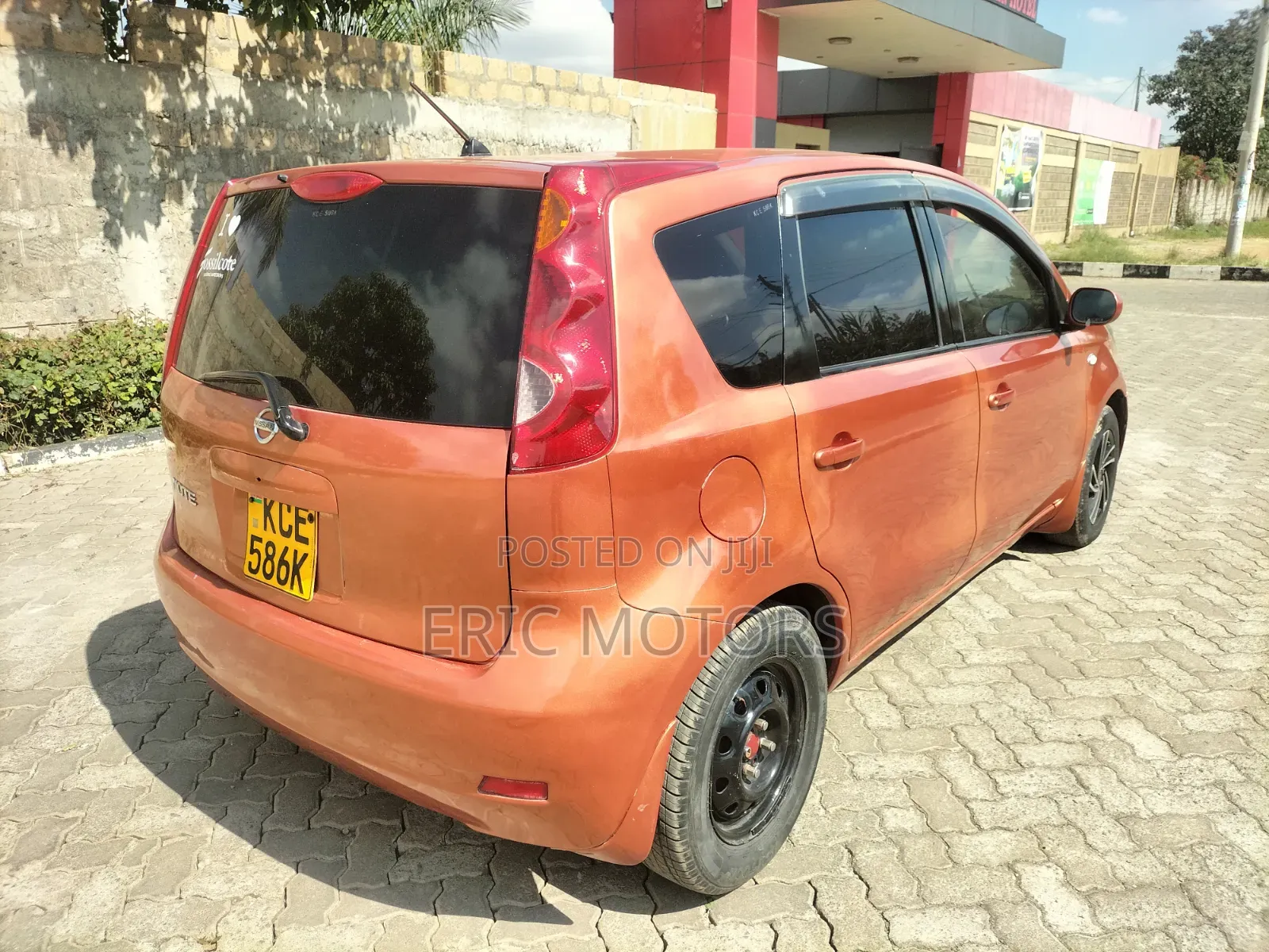 Nissan Note 2008 Orange