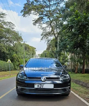 Volkswagen Golf 2018 Blue