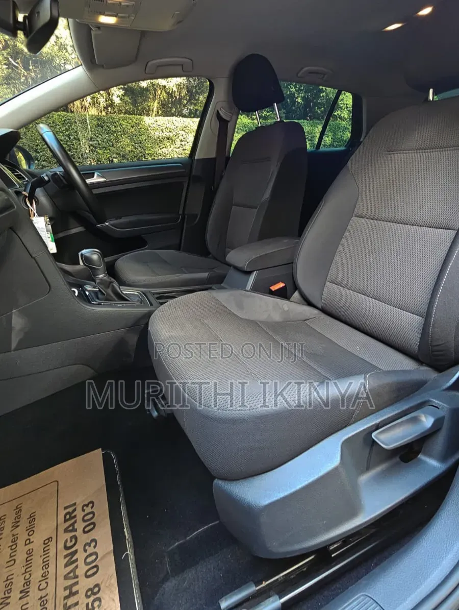 Volkswagen Golf 2018 Blue