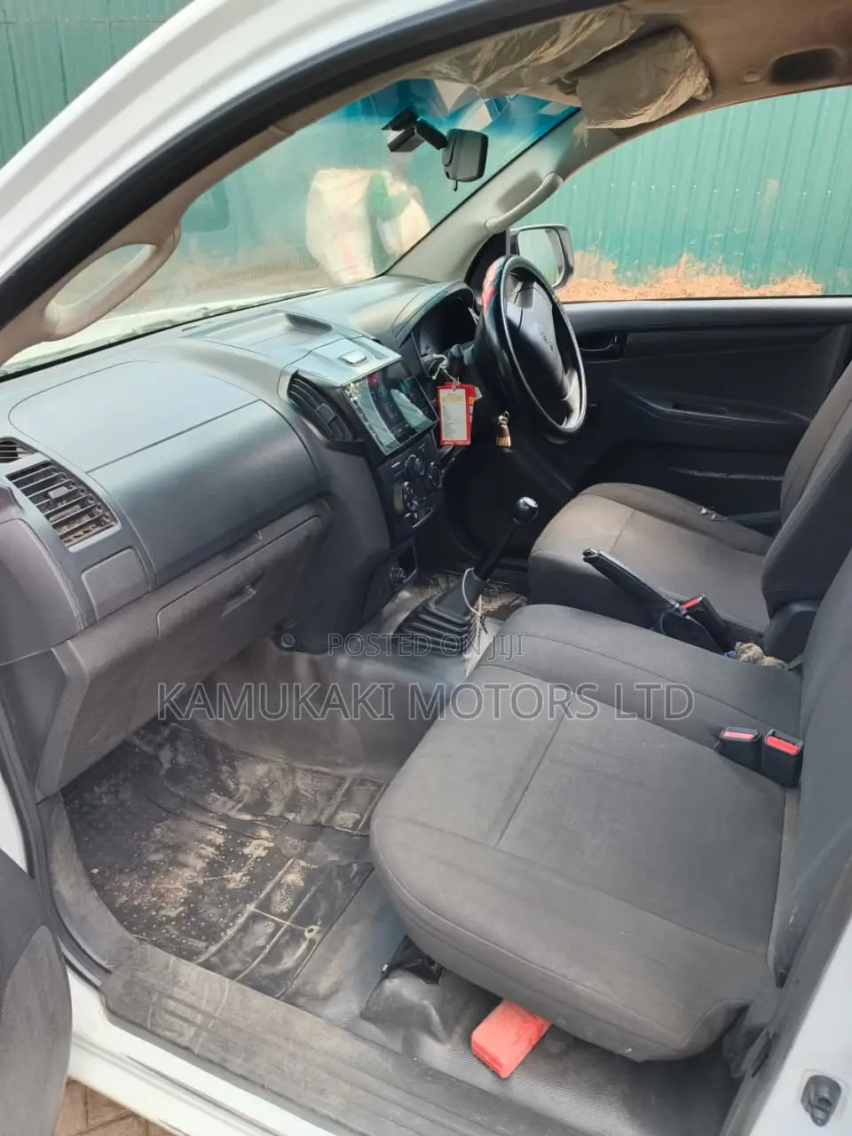 Isuzu D-MAX 2024 White