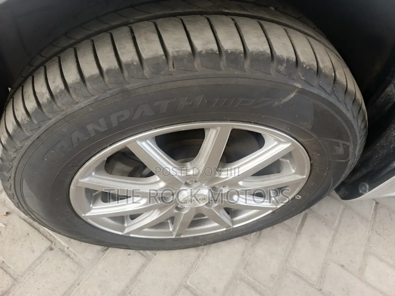 Toyota Premio 2019 Silver