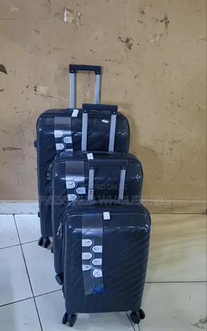*3 in 1 Unbreakable PP Suitcases