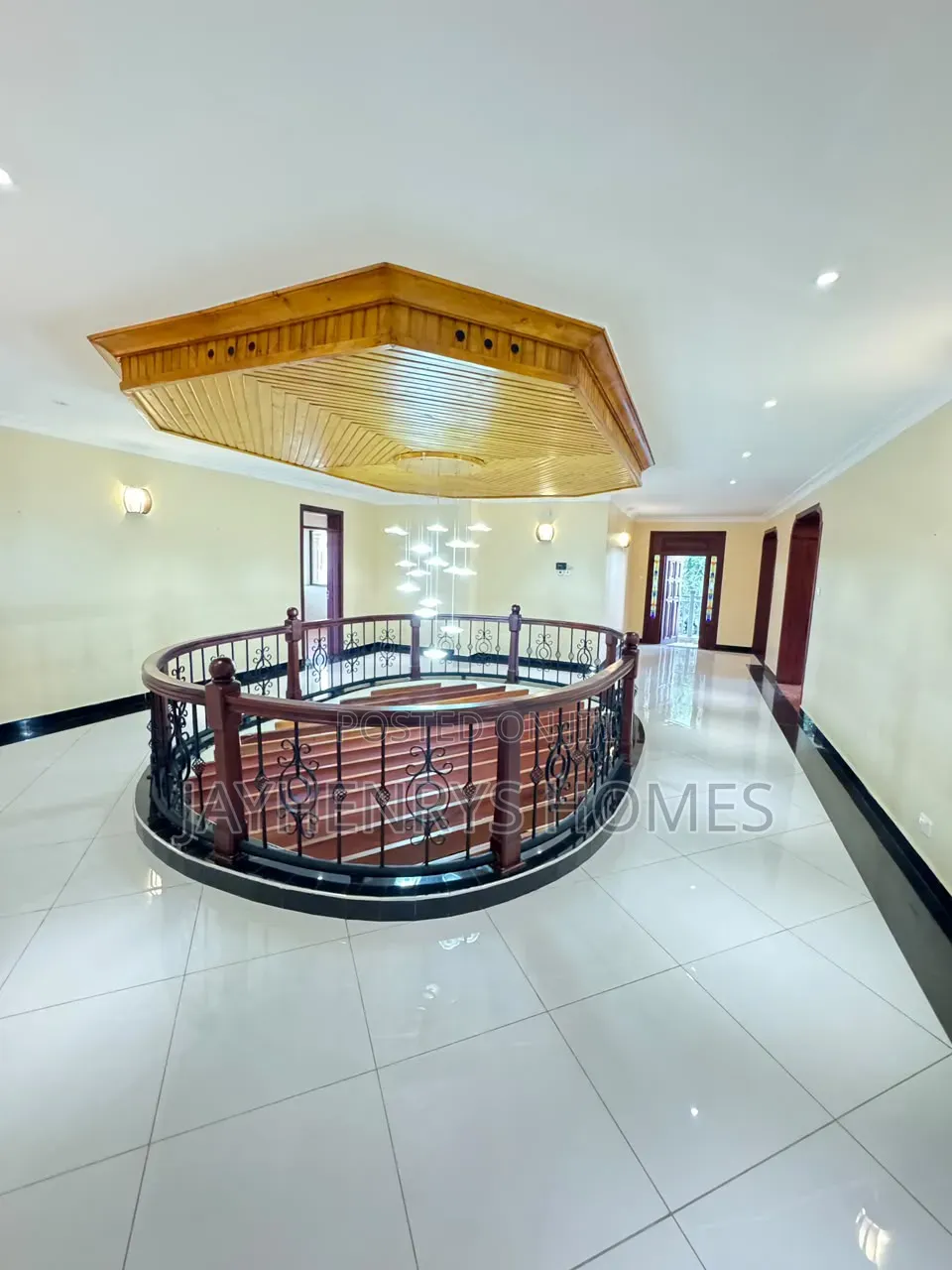 5bdrm House in Muthaiga North for rent