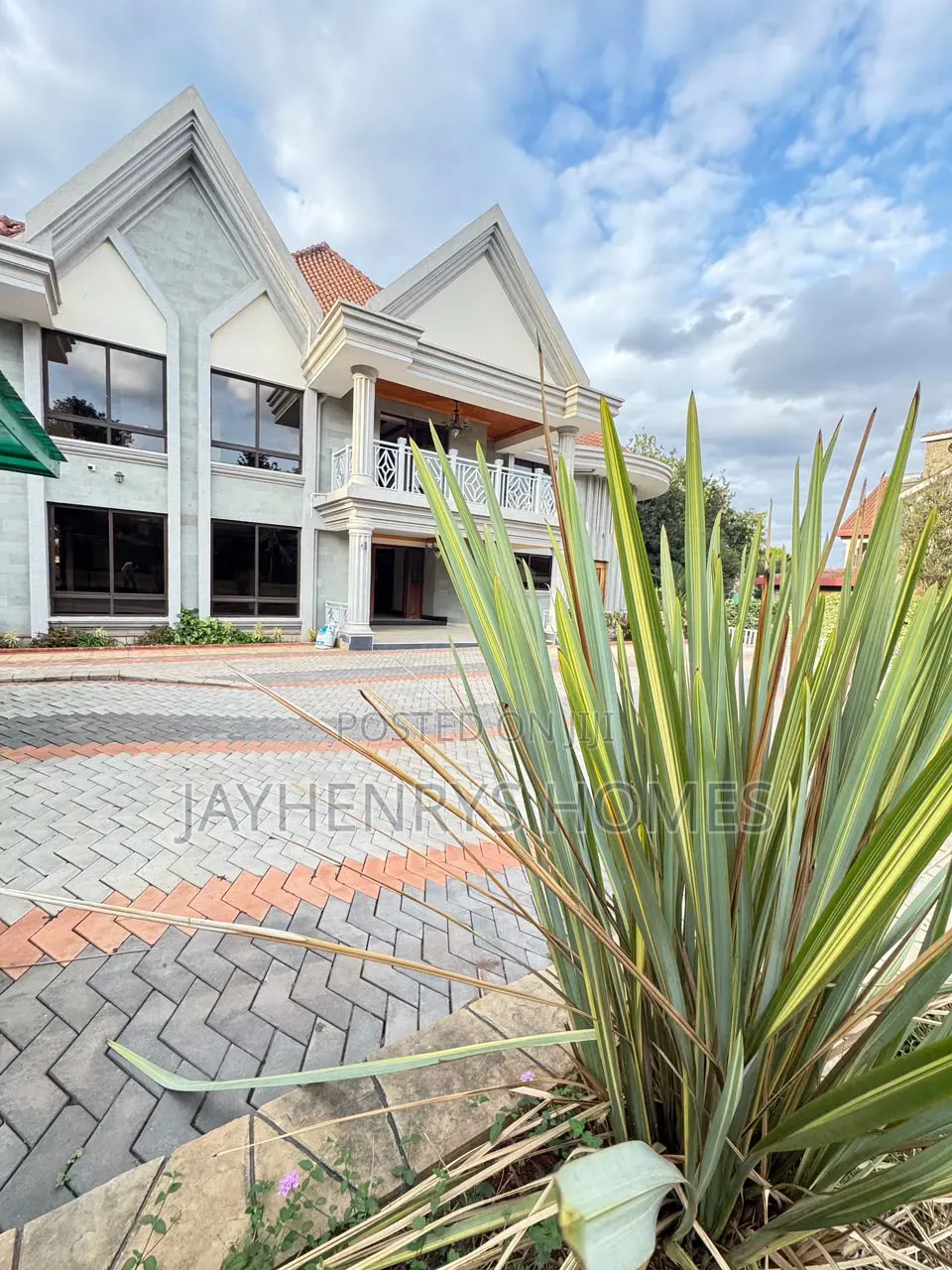 5bdrm House in Muthaiga North for rent