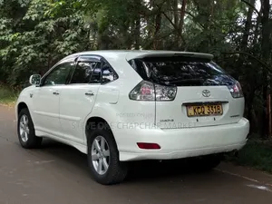 Toyota Harrier 240G 2012 White