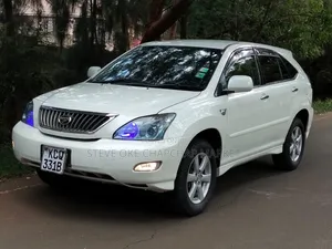 Toyota Harrier 240G 2012 White