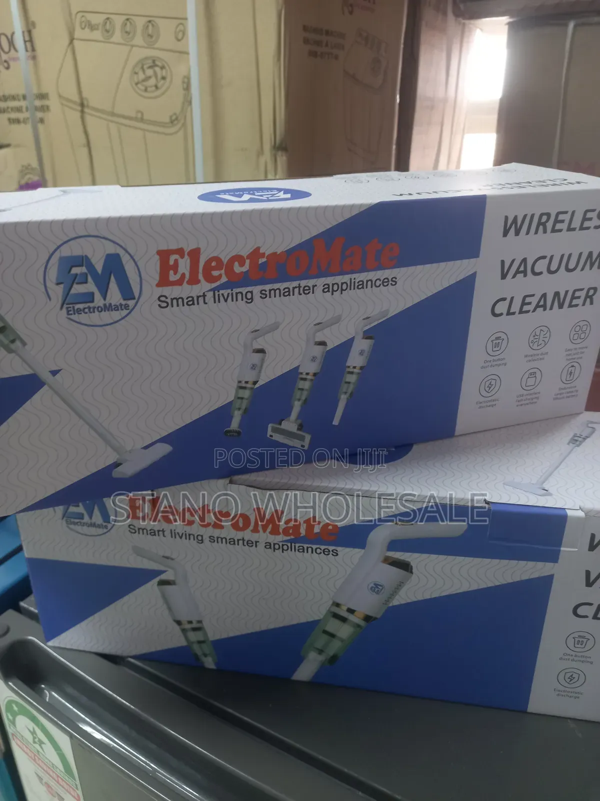 Em Vacuum Cleaner