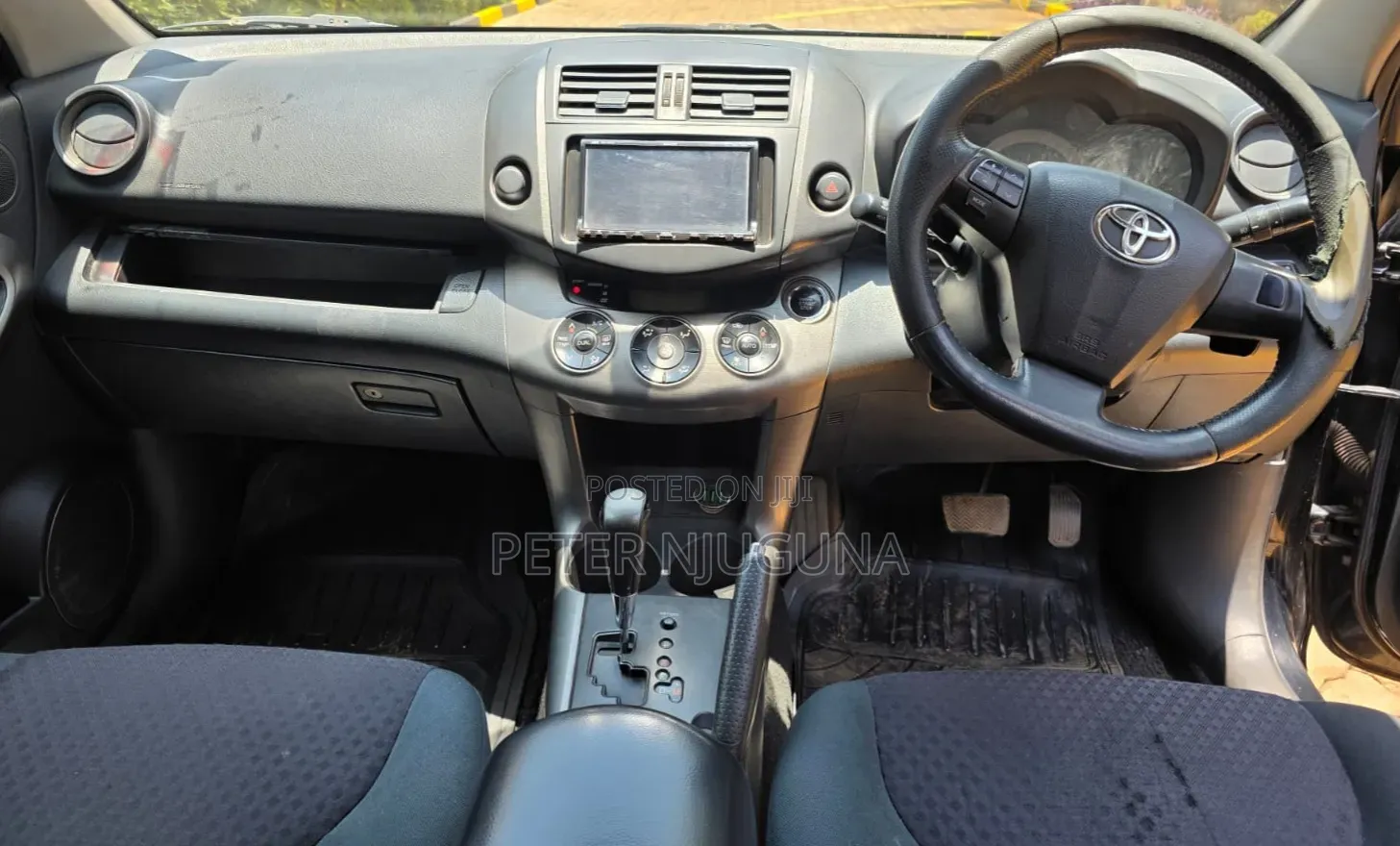 Toyota Vanguard 2010 Black