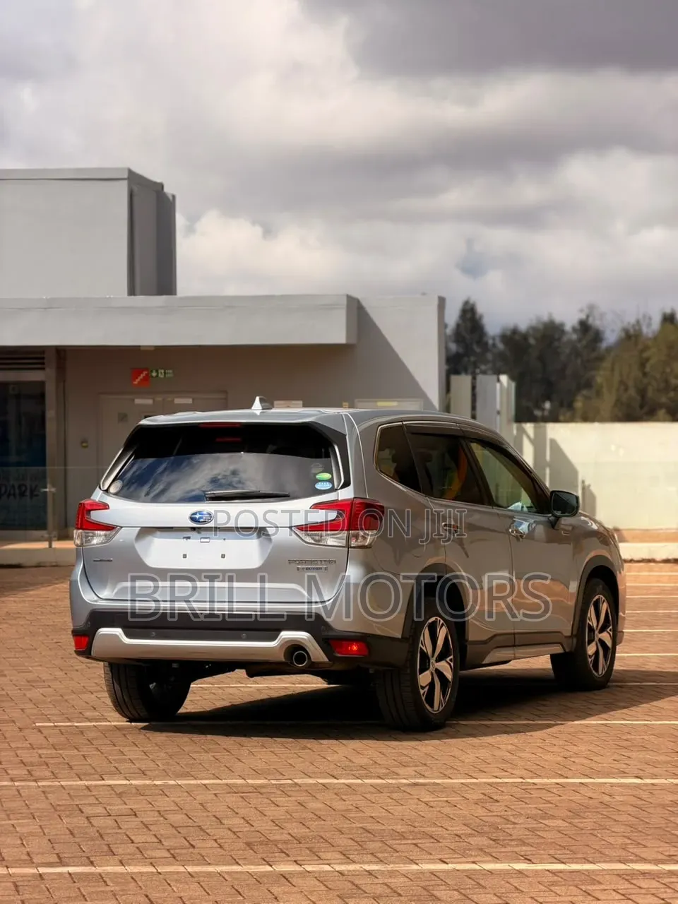 Subaru Forester 2019 Silver