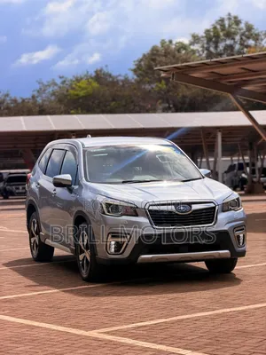 Subaru Forester 2019 Silver