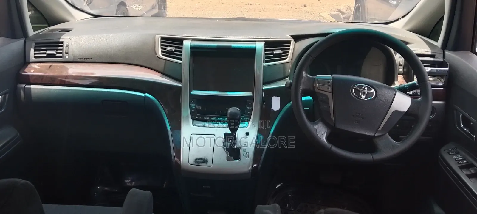 Toyota Vellfire Z A Edition 2.5 FWD 7-Seater 2015 Black