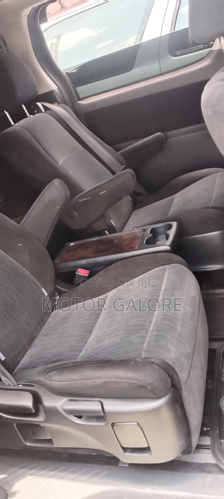 Toyota Vellfire Z A Edition 2.5 FWD 7-Seater 2015 Black